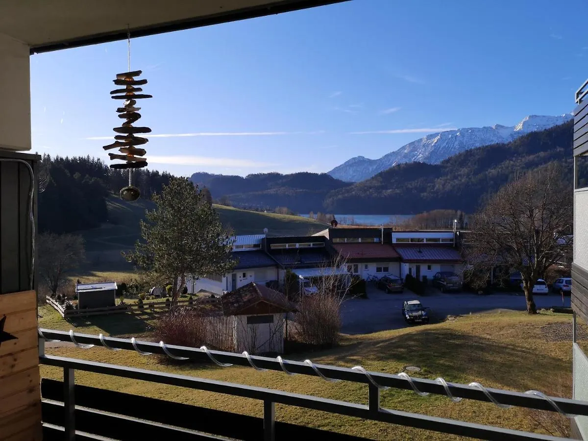 Daire Ferienwohnung Mit Blick Auf Den Weissensee Füssen